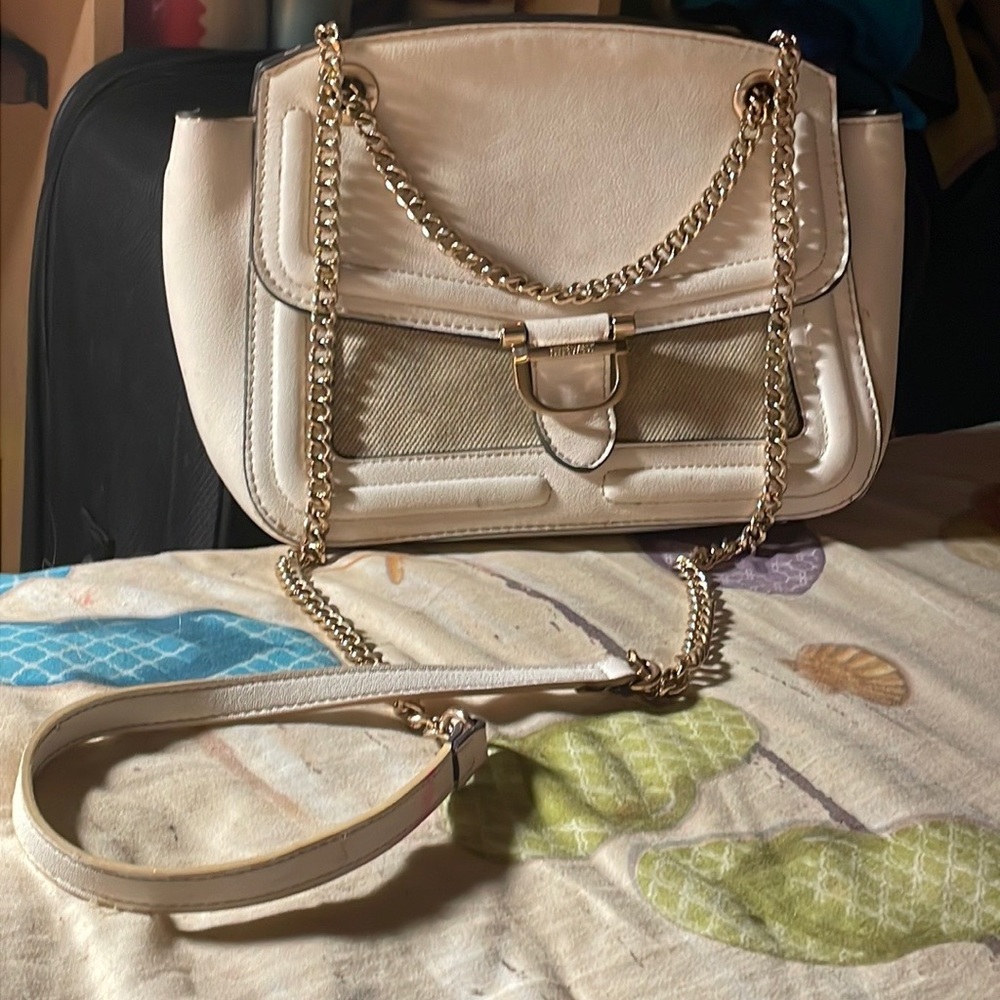 Nine West Harper convertible crossbody bag just the size a average-petite woman